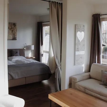 Garni - Chiemsee-pension-seebruck 3*