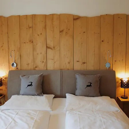 Garni - Chiemsee-pension-seebruck 3*