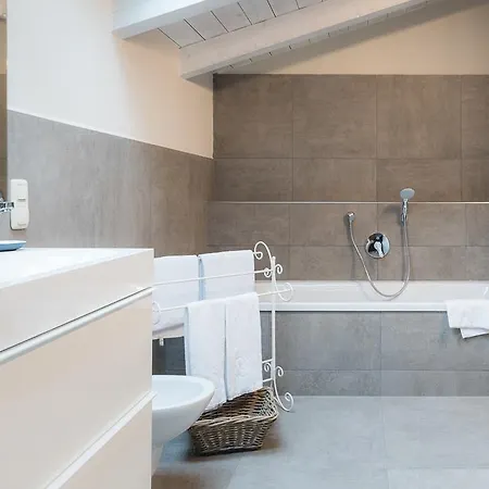 Gasthof Garni - Chiemsee-pension-seebruck