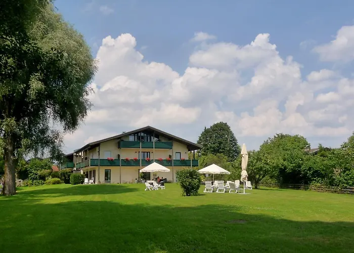 Гостевой дом Garni - Chiemsee-pension-seebruck Зеон-Зебрукк