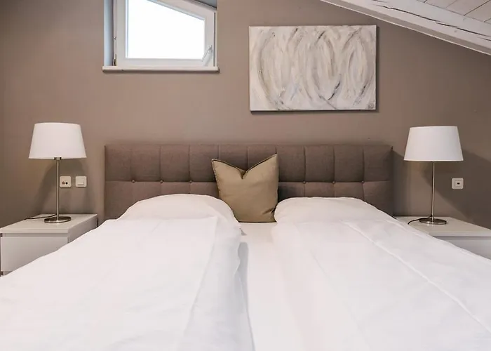 Garni - Chiemsee-pension-seebruck Гостевой дом